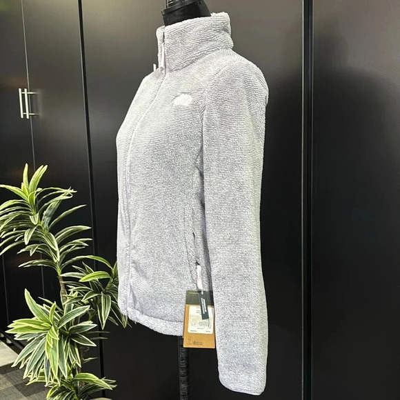 The North Face Osito jacket standard fit,zip front, pockets,cozy warm lavender - Picture 4 of 16
